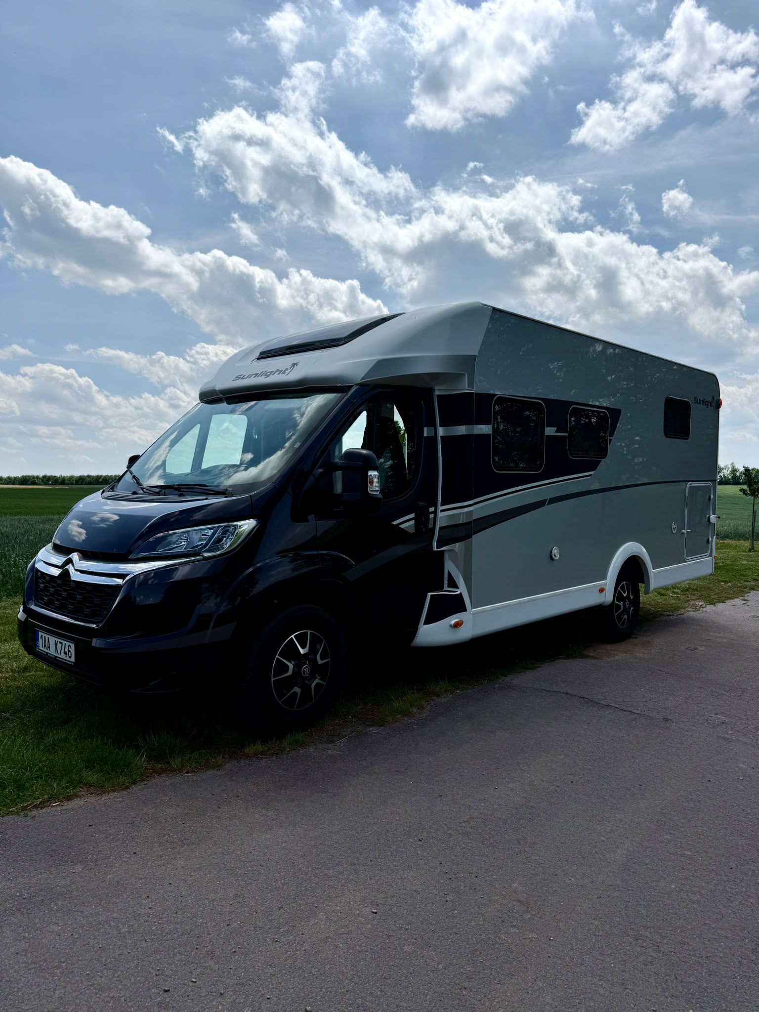 Karavan Veronika — Sunlight obytný vůz